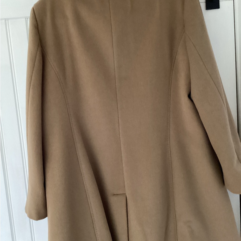 Classic Camel Hair coat - Picture 2 of 6